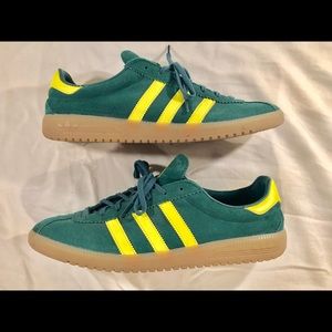 adidas Bermuda shoes - Size 12 - B41472